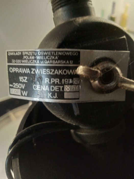 Efektowna metalowa lampa wisząca styl Loft zabytek PRl-u