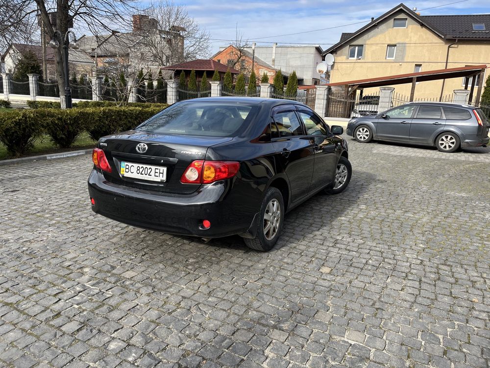 Toyota Corolla 2009 Газ/бензин