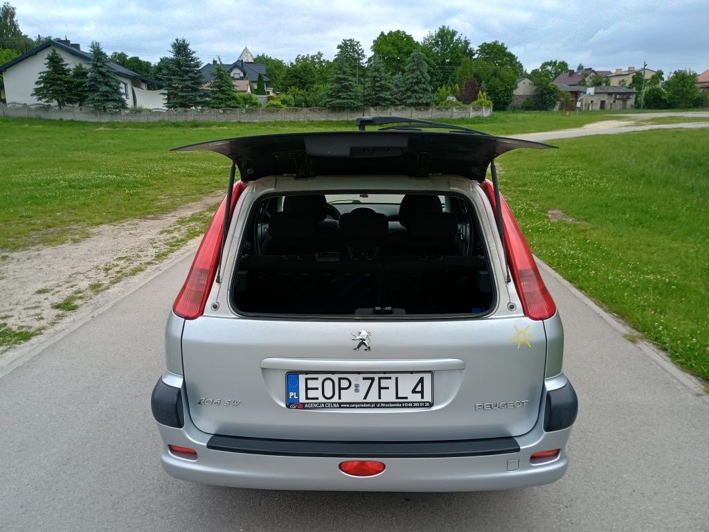 Peugeot 206 SW 1.4 benzyna 2004 rok klimatyzacja sprowadzony zarejestr