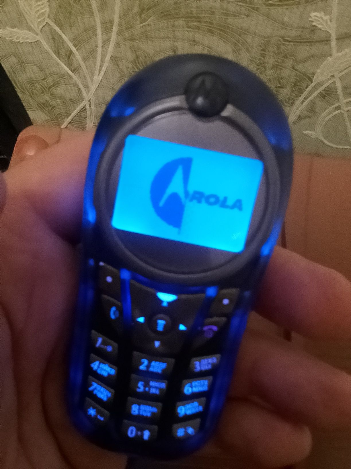 Продам телефон Motorola c115