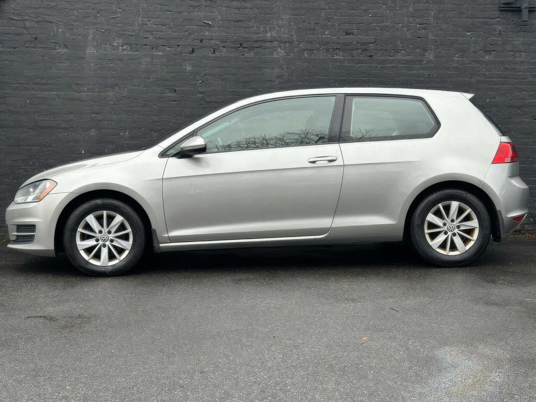 2015 Volkswagen Golf TSI S