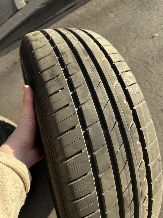 Продам летнюю резину 215/70/R16