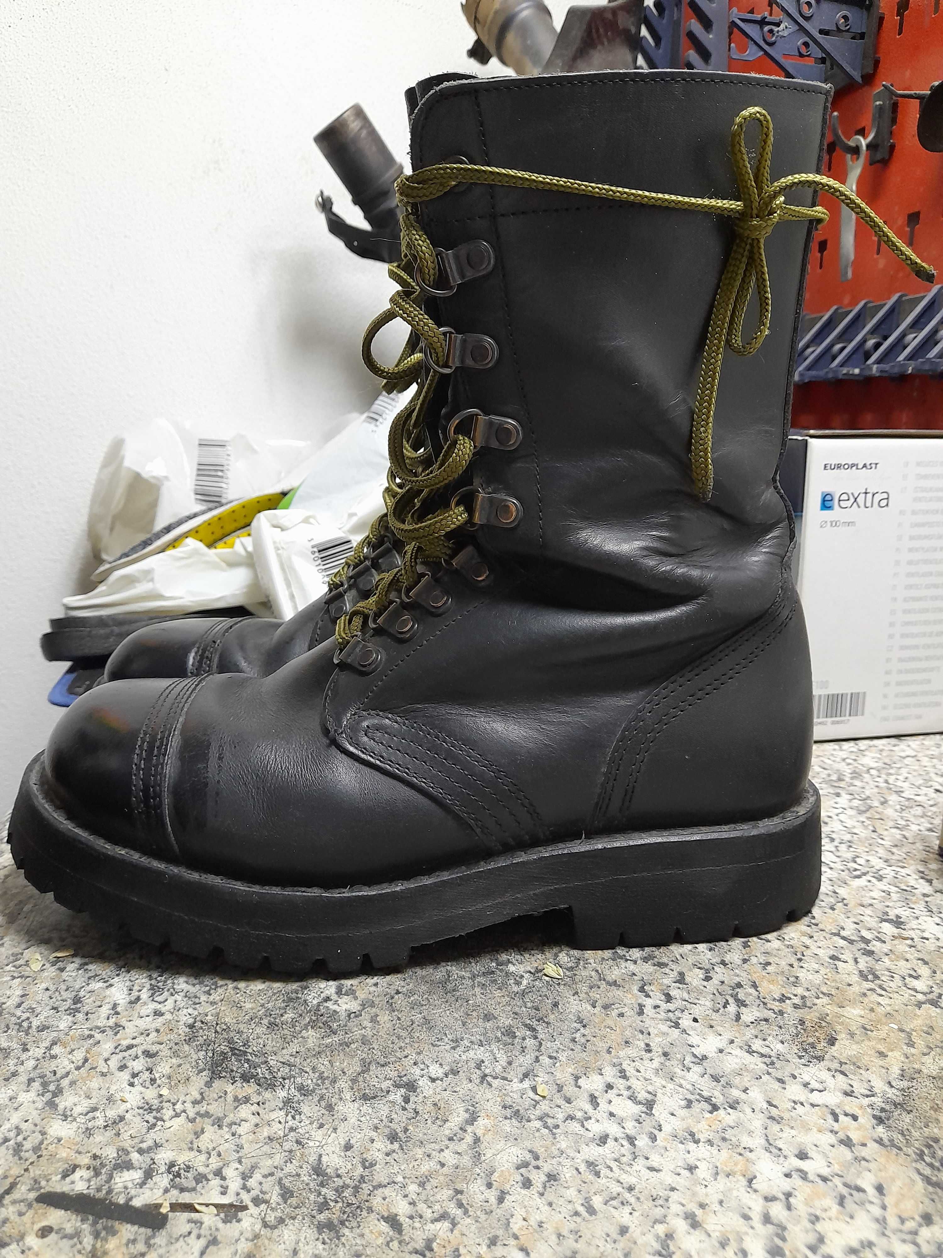 Botas de paraquedista novas n 41