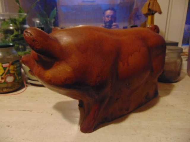 Świnia prosiak wieprzowina figura gipsowa lata 20