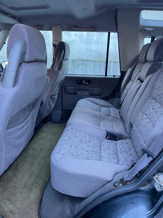 Land Rover Discovery TD5 - 7 lugares