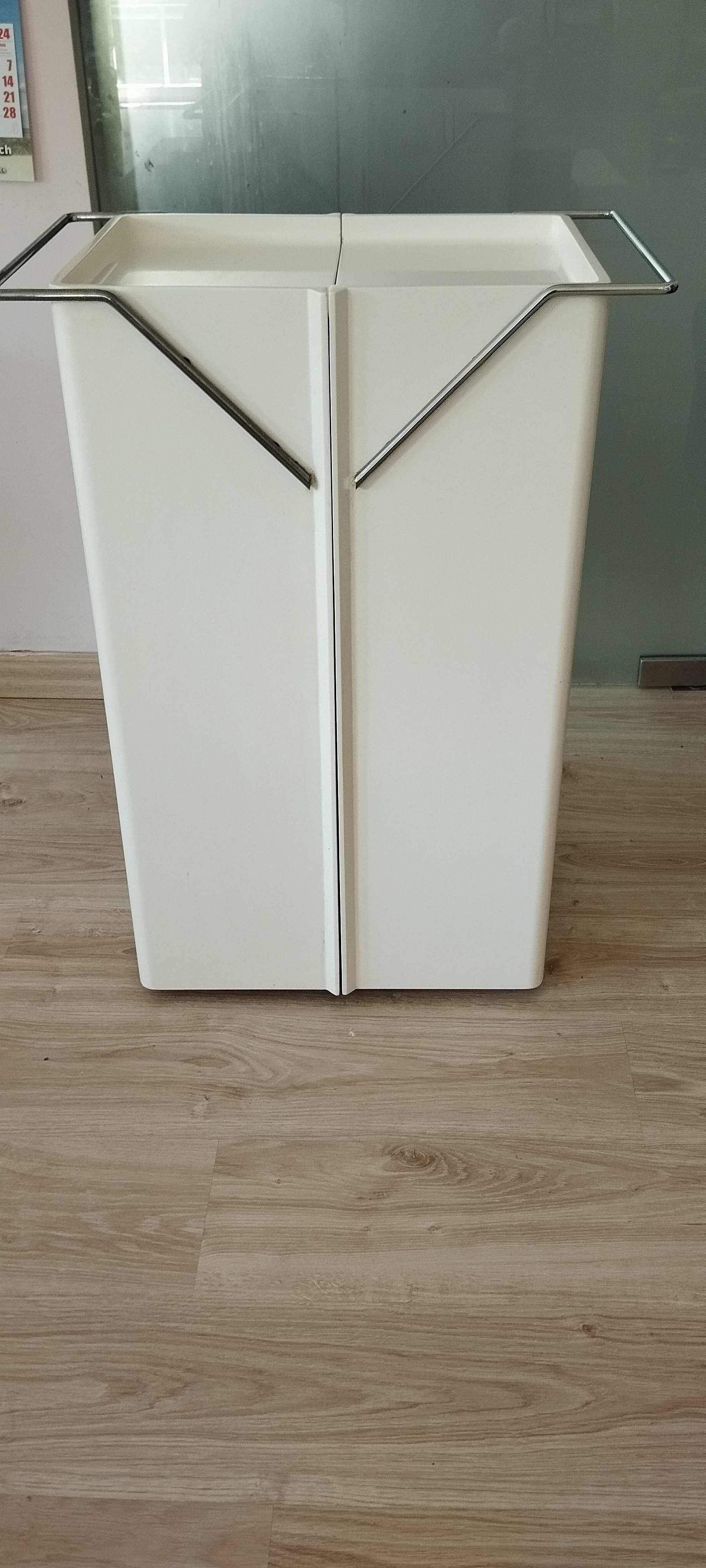 Szafka kosmetyczna magnetyczna  na kółkach