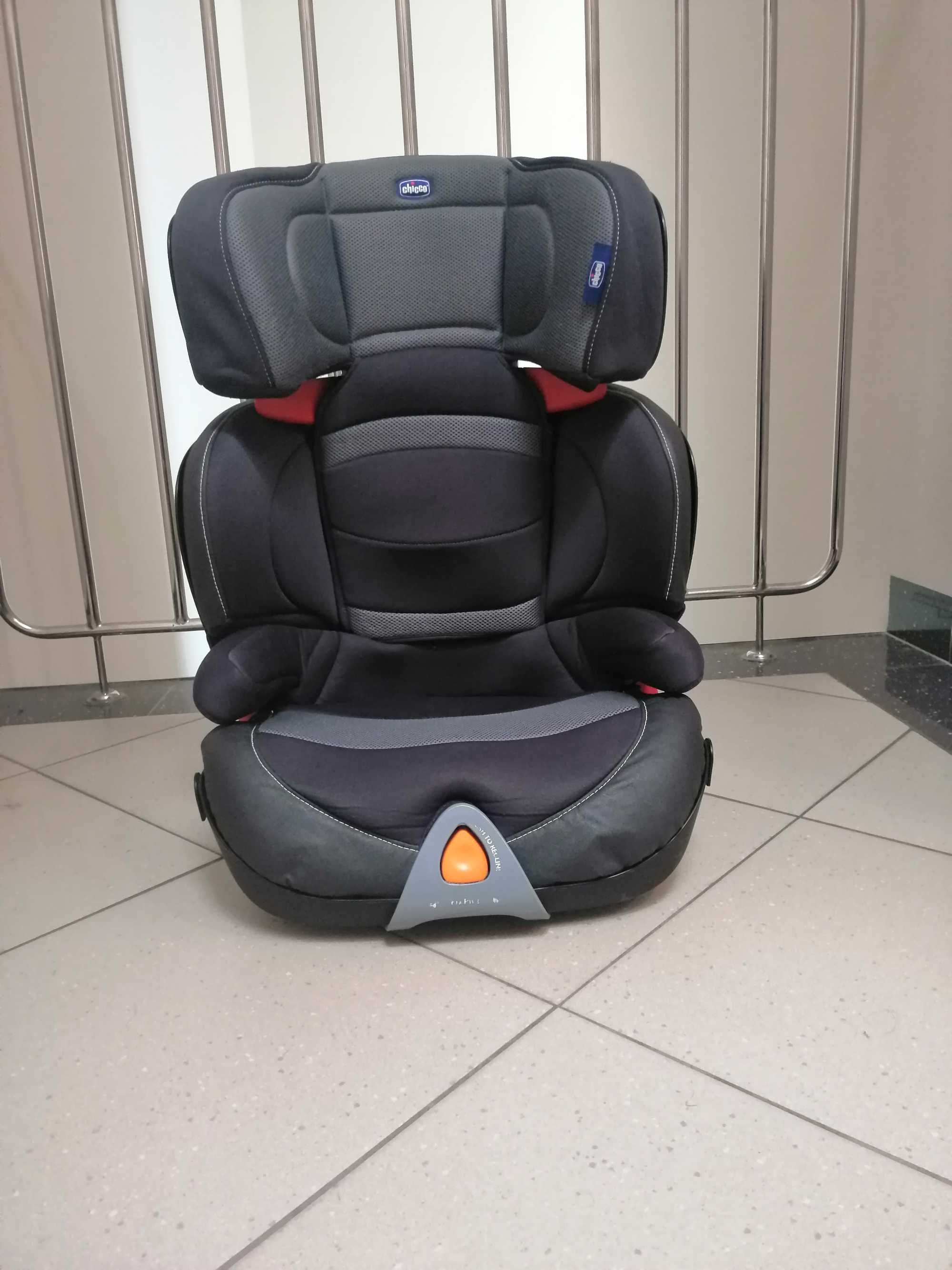 Fotelik Chicco Oasys 15-36 kg ISOFIX