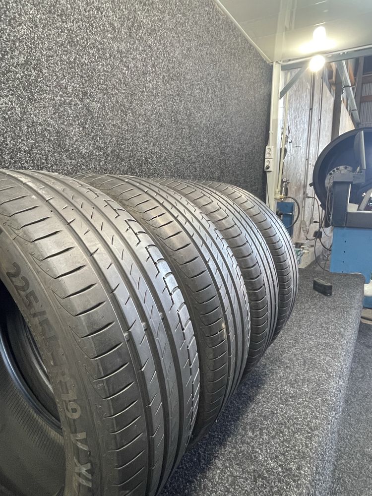 Продам Б/У шини Continental 225/55R19 PremiumContact 6