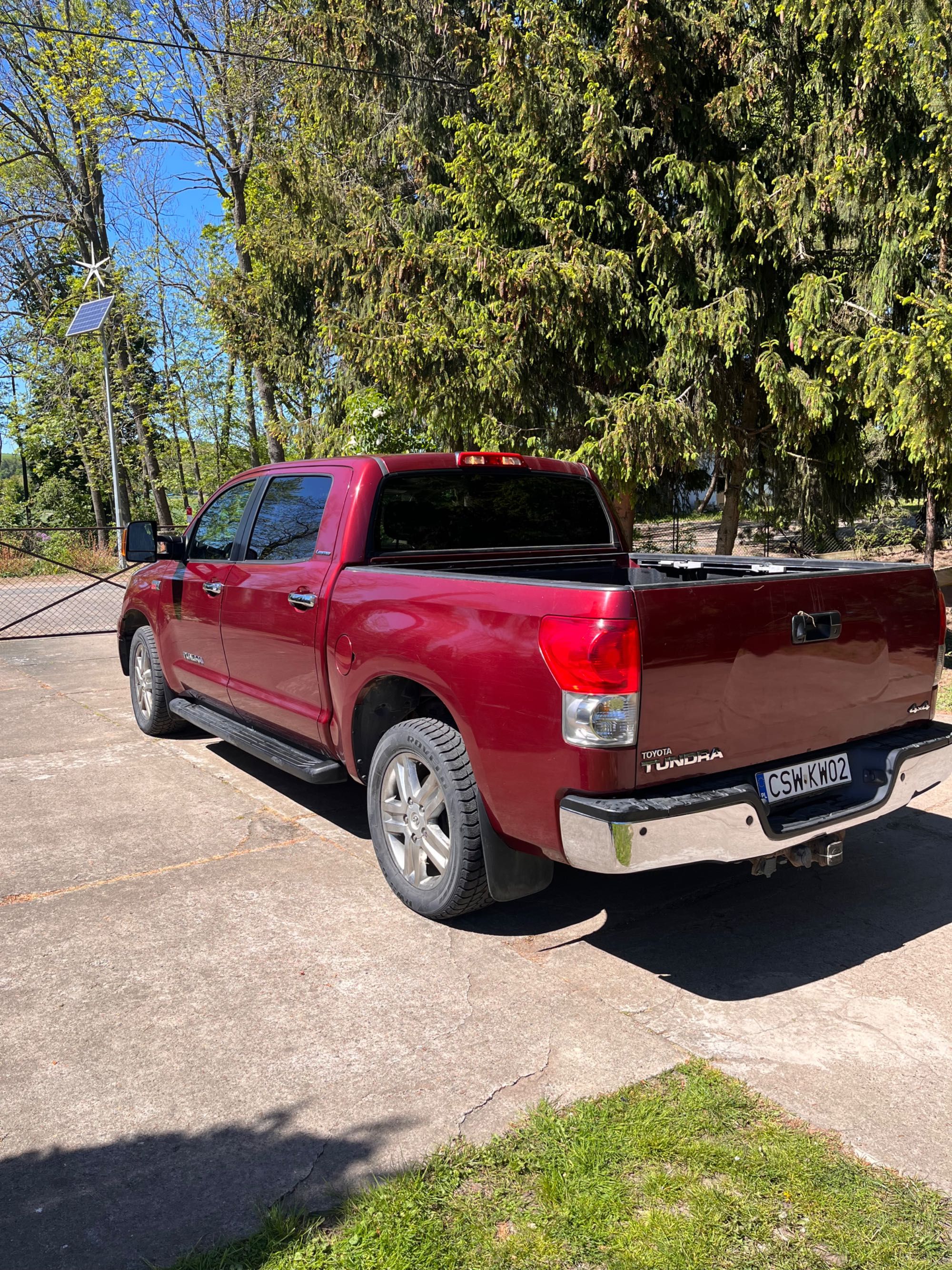 Toyota tundra 5,7 v8