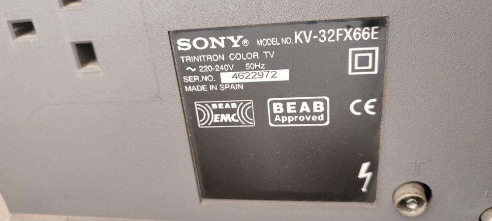Televisão Sony Trinitron 100Hz KV-32FX66E