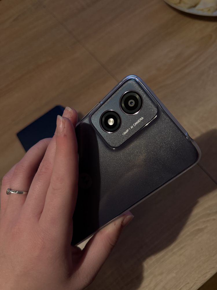 Nowy telefon moto g 04 128gb