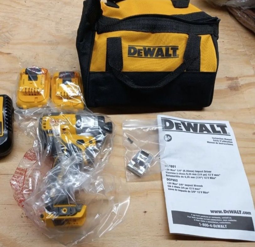 Ударний шуруповерт-гайковерт імпакт DEWALT DCF801 12V MAX із США