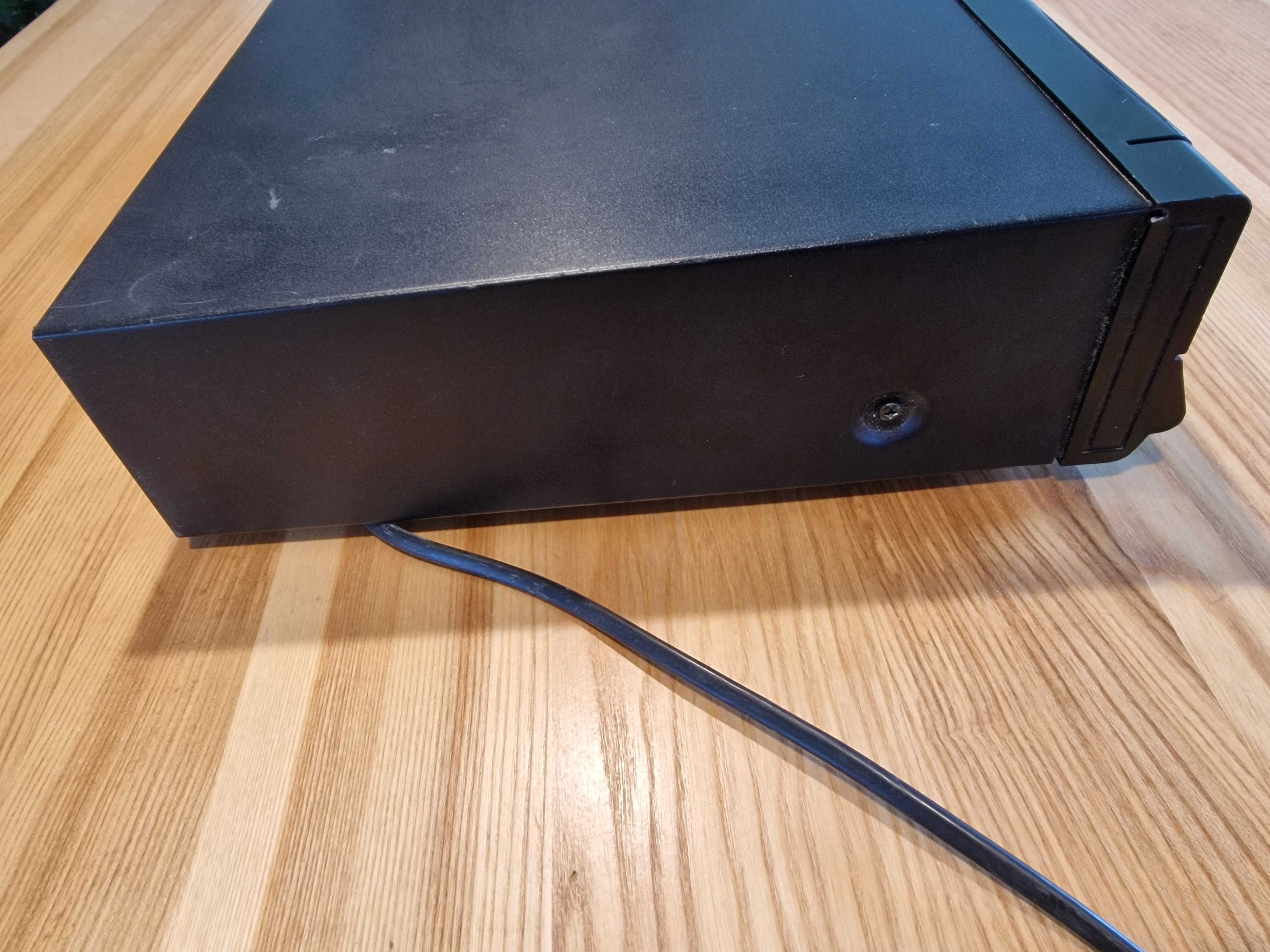 Odtwarzacz CD 1130RC Dual