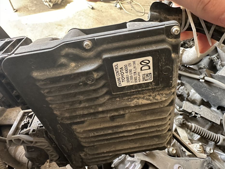 Блок управление двигателем,эбу toyota rav4 18-23