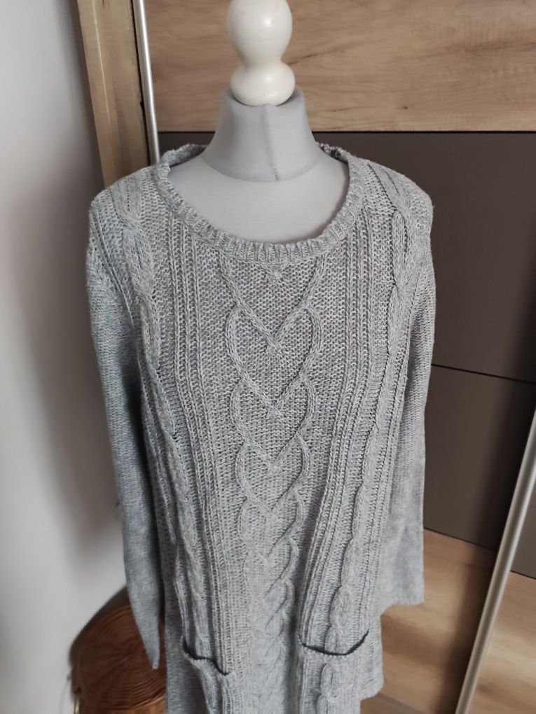 Szary długi sweter r 50