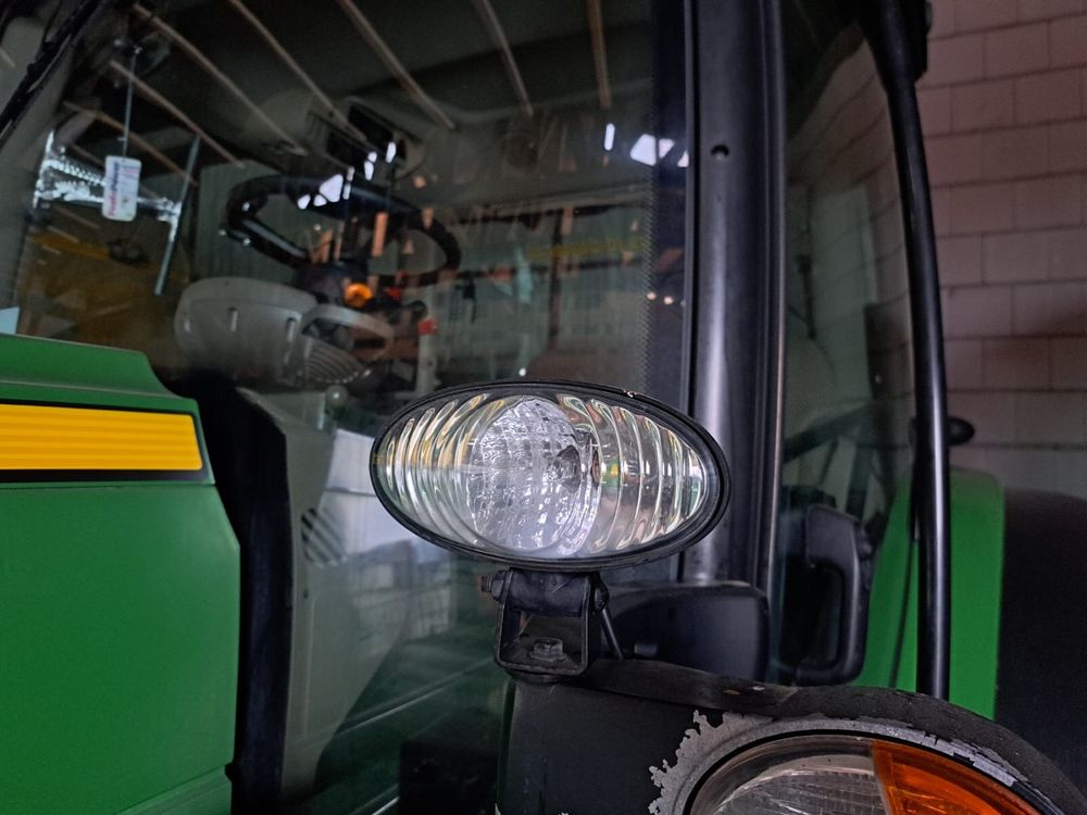 Halogeny John Deere 6r