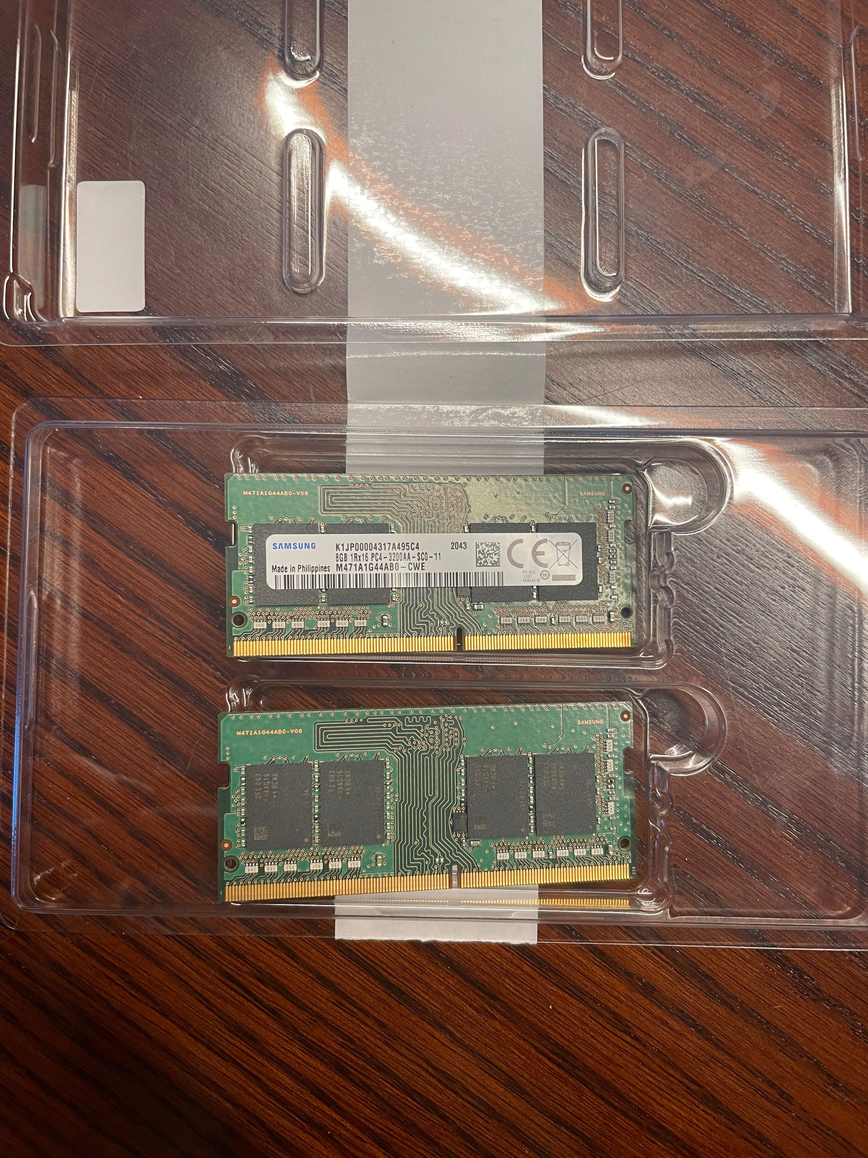 RAM- M471A1G44AB0-CWE Samsung (2 X 8 GB- komplet)