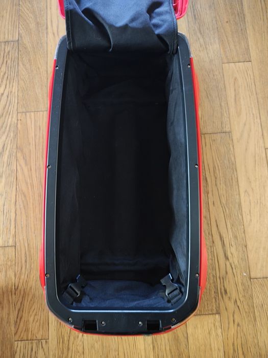 Walizka jeździk samochód