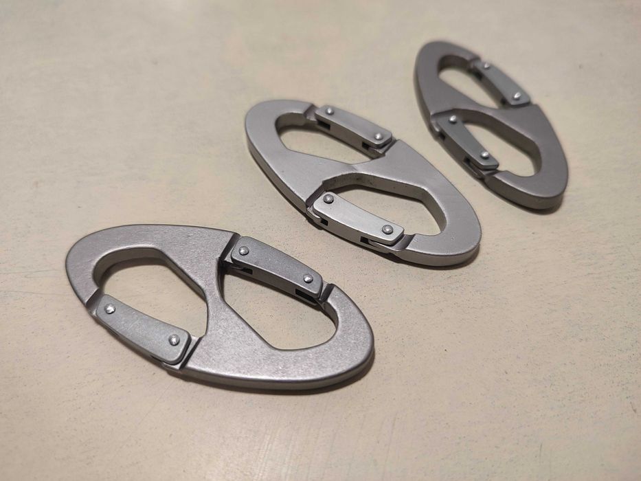 Карабін s подібний двосторонній