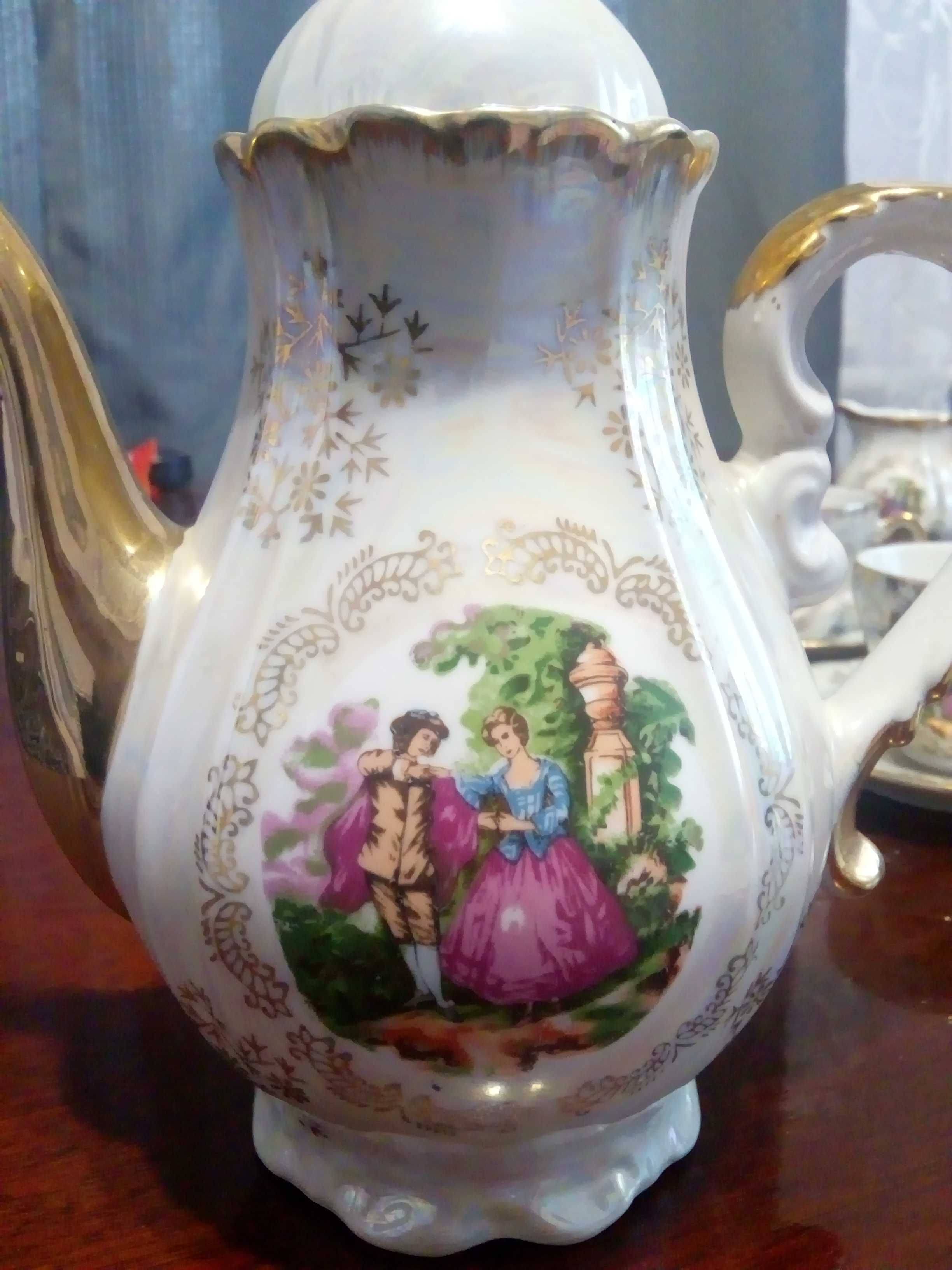 Японський кофейно-чайний сервіз Мадона.