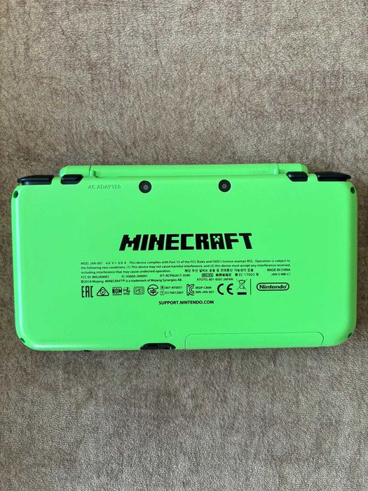 New Nintendo 2DS Minecraft Edition