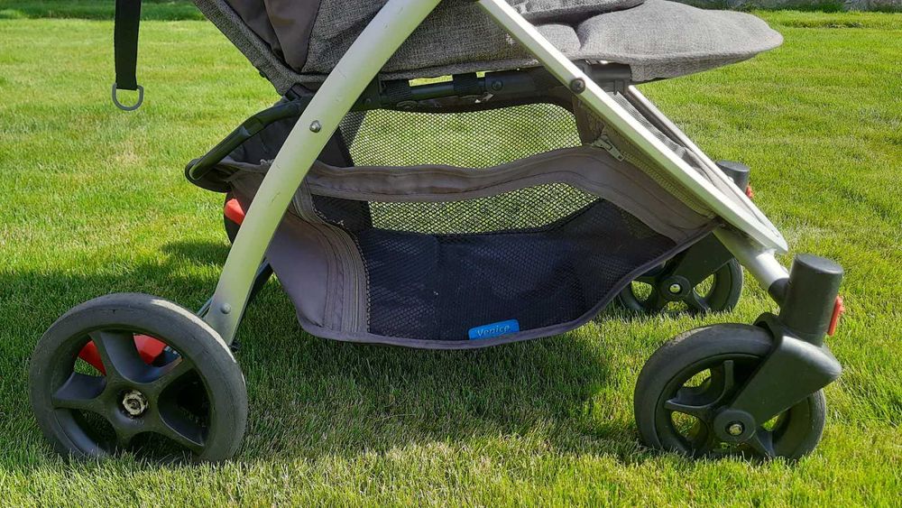 Прогулянкова коляска Geoby