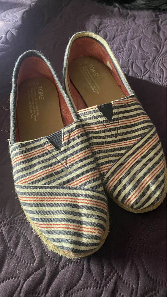 Toms baleriny sportowe rozm W 7,5 ( 38,5)