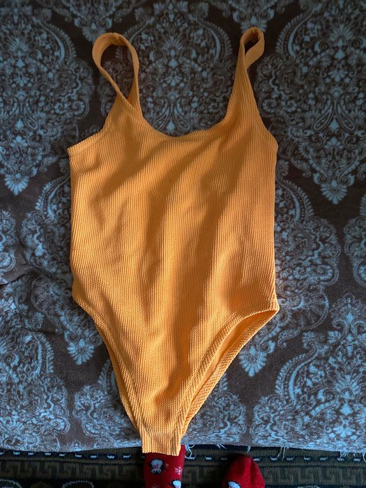 Купальник суцільний