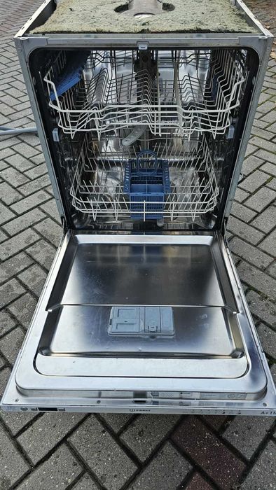 Zmywarka do zabudowy - indesit  60cm