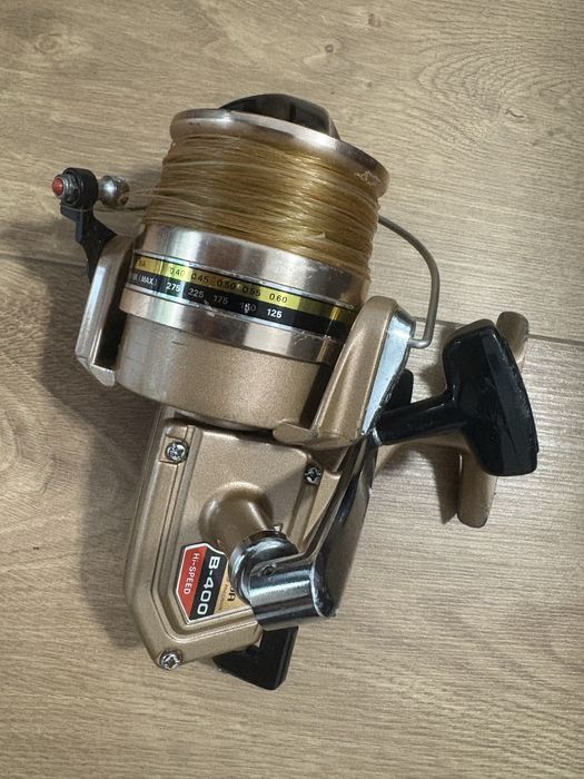 Carreto de pesca Daiwa B400