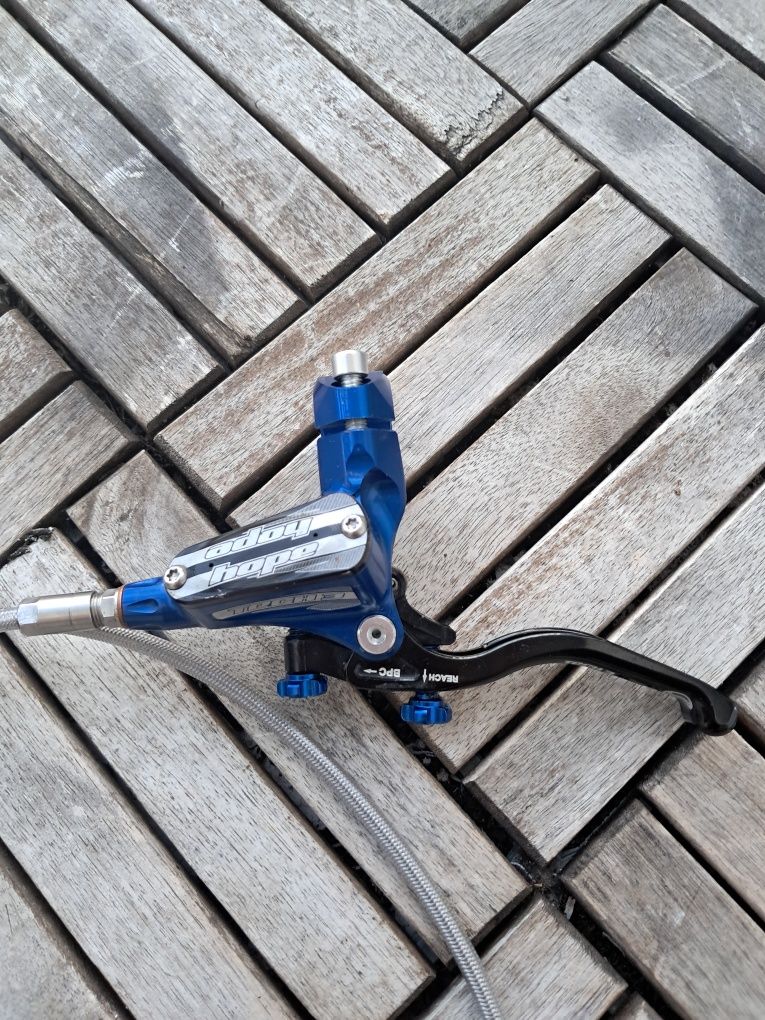 Hamulec hope tech 3x2
