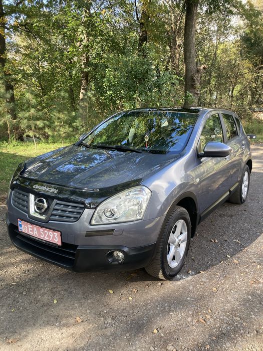 Qashqai 2007р на Автоматі 2.0 бензин в рідній фарбі гарний стан