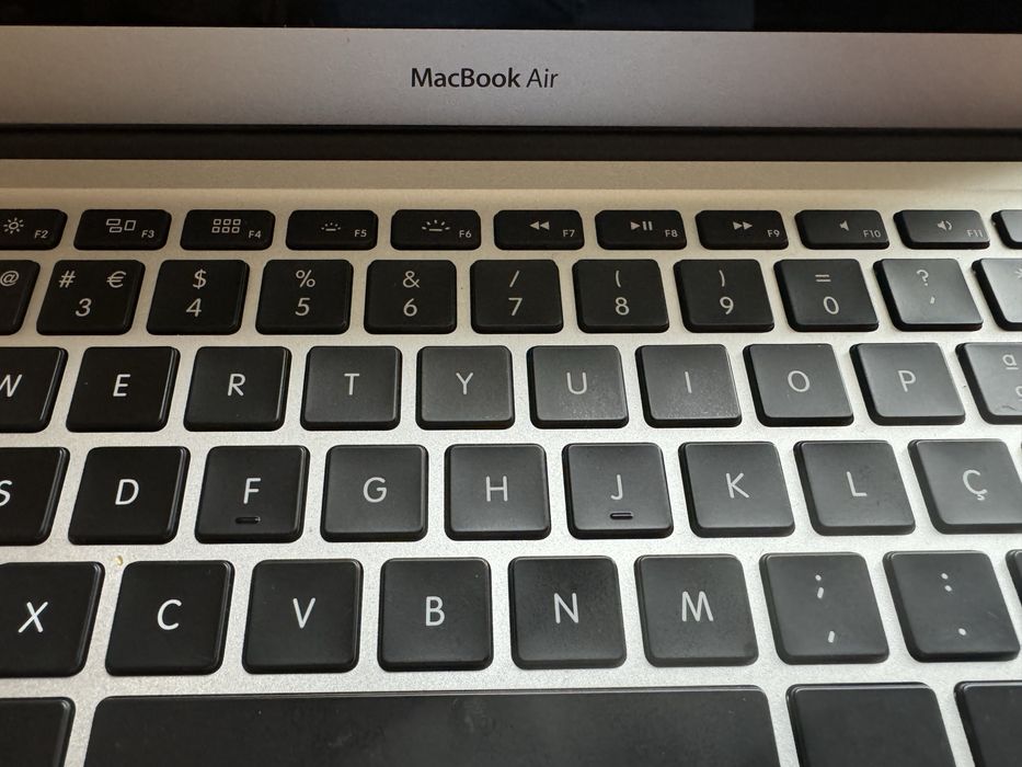 MacBook Air 13” NOVO