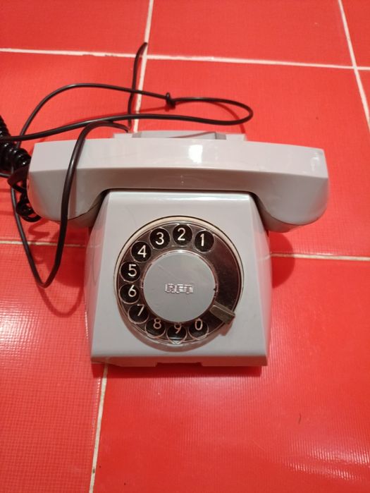 Стаціонарний телефон