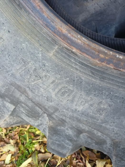 Opony rolnicze 18.4 R30 radialne używane 50-60% bieżnik