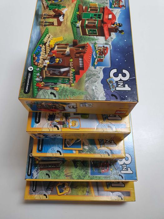 LEGO Creator 3 w 1 31065 - Dom przy ulicy Parkowej
