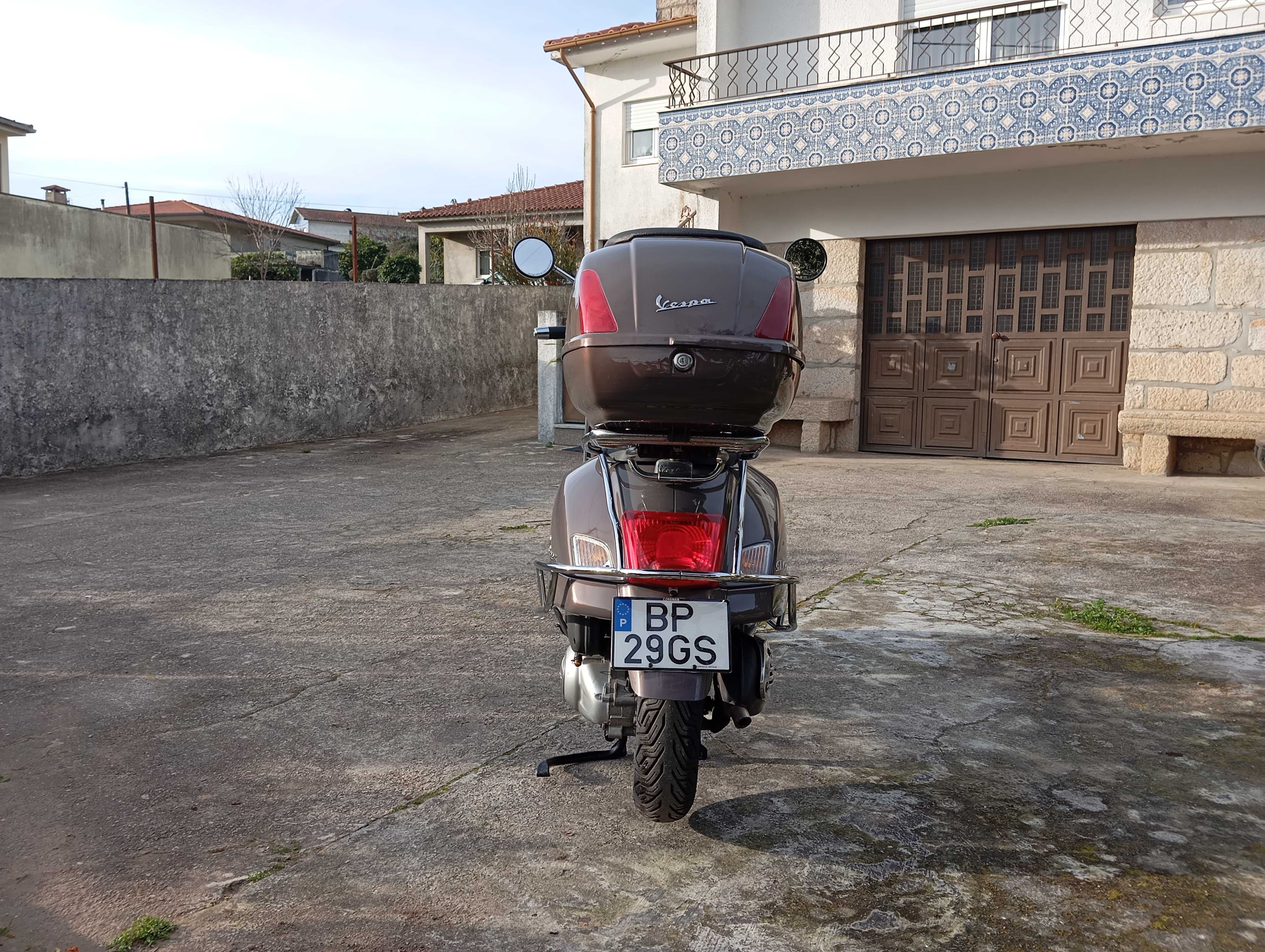 Vespa gtv monte 300