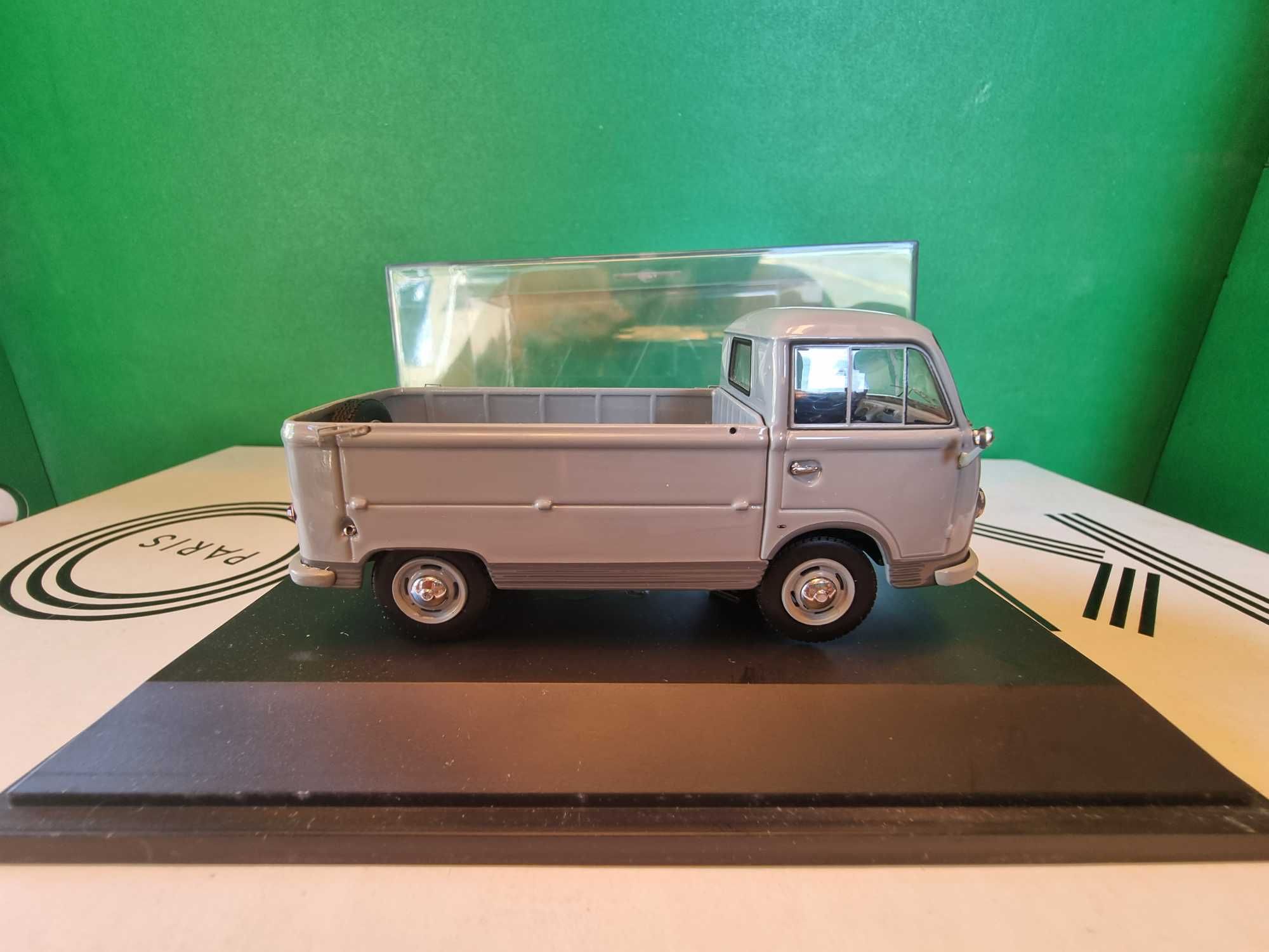 Schuco. FORD TAUNUS TRANSIT. Made in Germany.