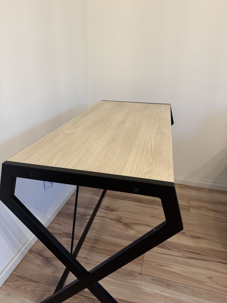 Biurko Ikea - stan idealny