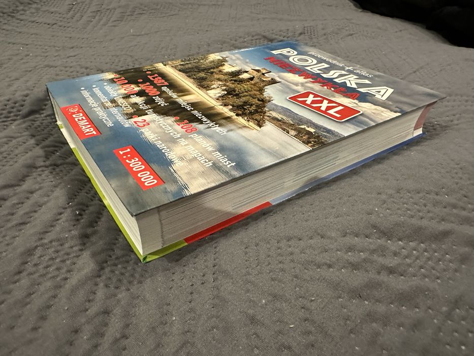 Ksiazka „polska niezwykla xxl”