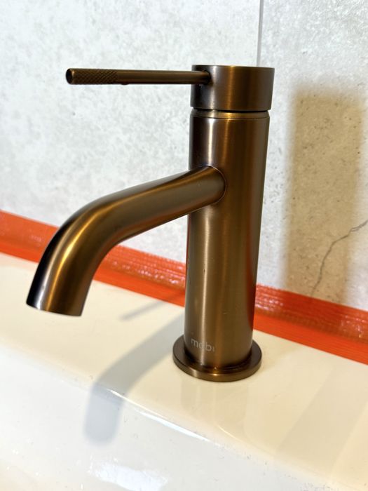 Bateria umywalkowa Mobi miedź szczotkowana