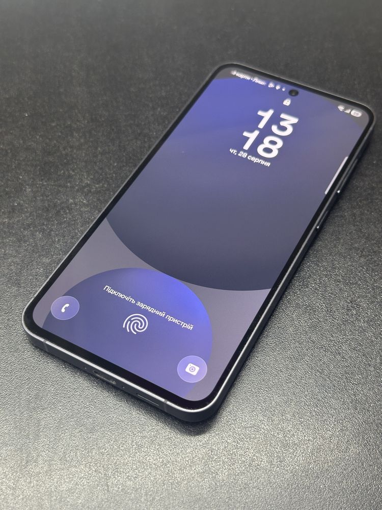 Samsung s24 Fe 8/256Gb Graphite в ідеальному стані