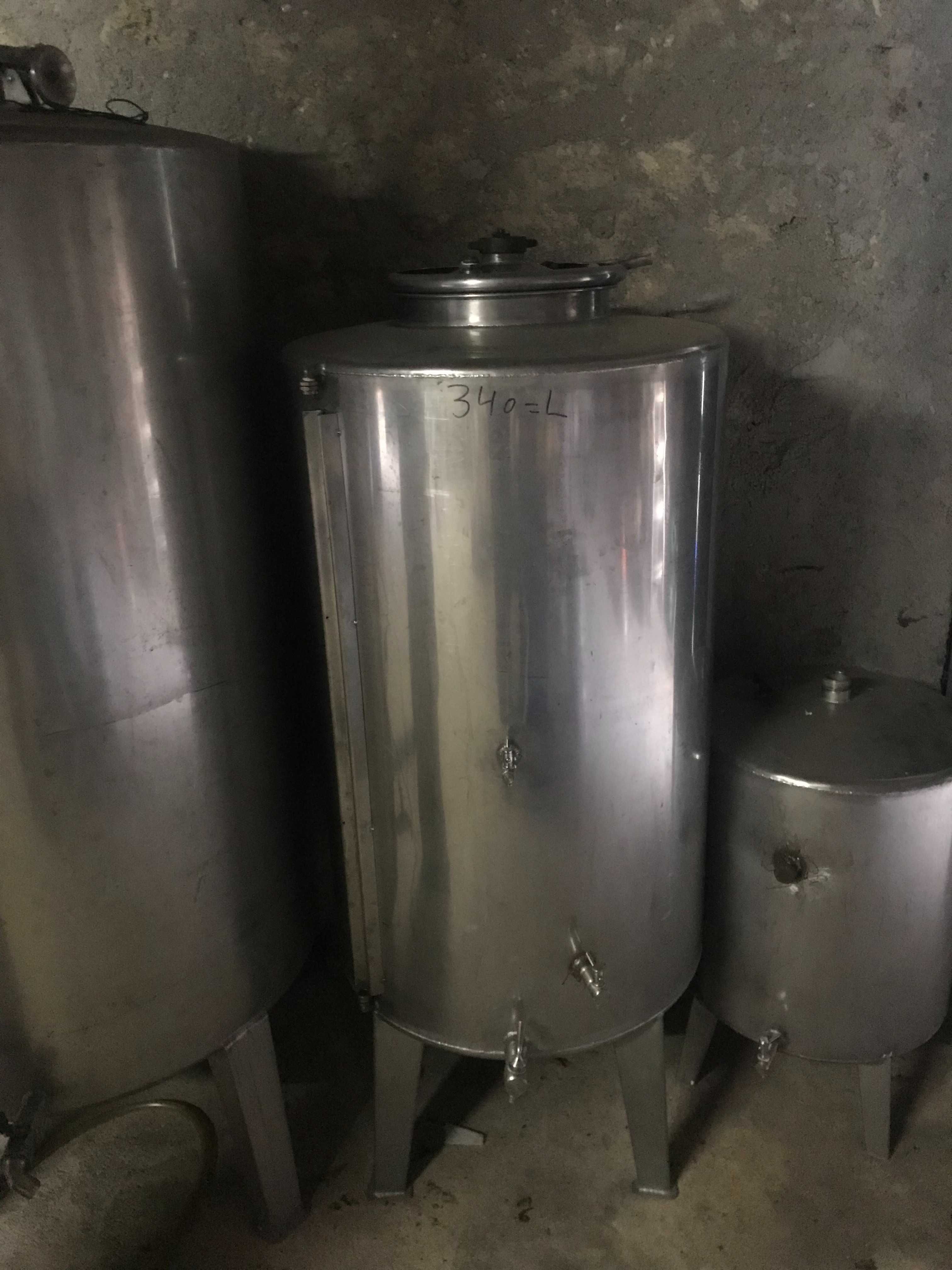 Cubas de Inox 250L, 340L, 664L e 1000L