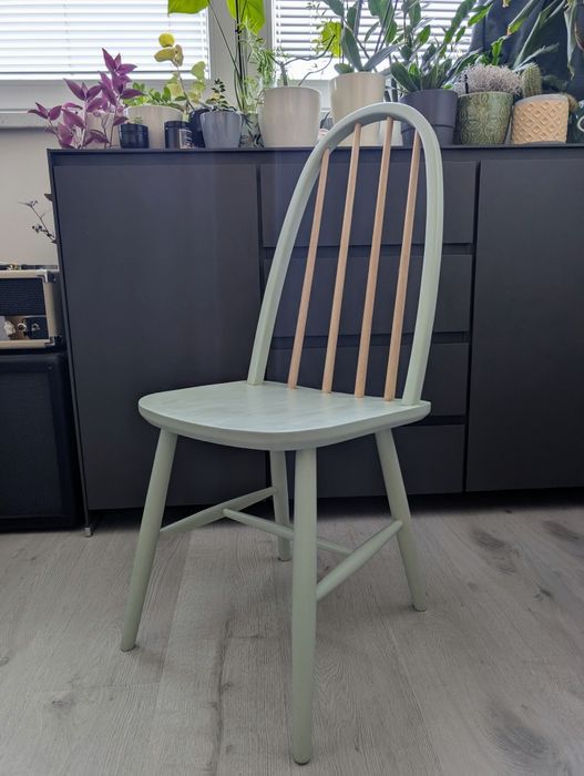 Krzesło "patyczak" po renowacji | Vintage PRL Jasienica | szałwia