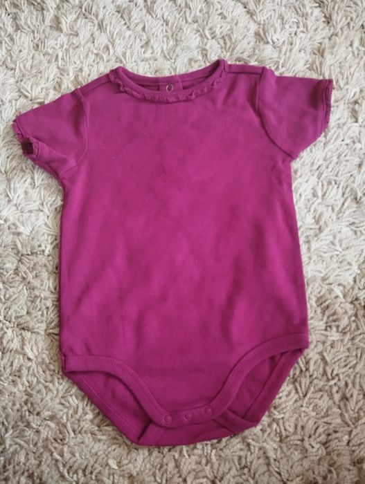 Body z krótkim rękawem