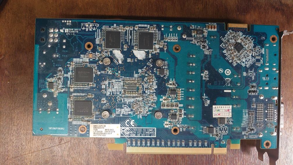 відеокарта PCI-E - AMD Radeon HD 5770  1 ГБ відеопам'яті ( DDR 5)