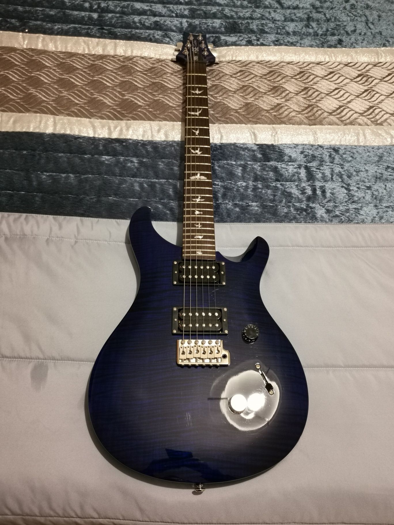 Guitarra elétrica PRS SE Custom 24 Korean WMI Build