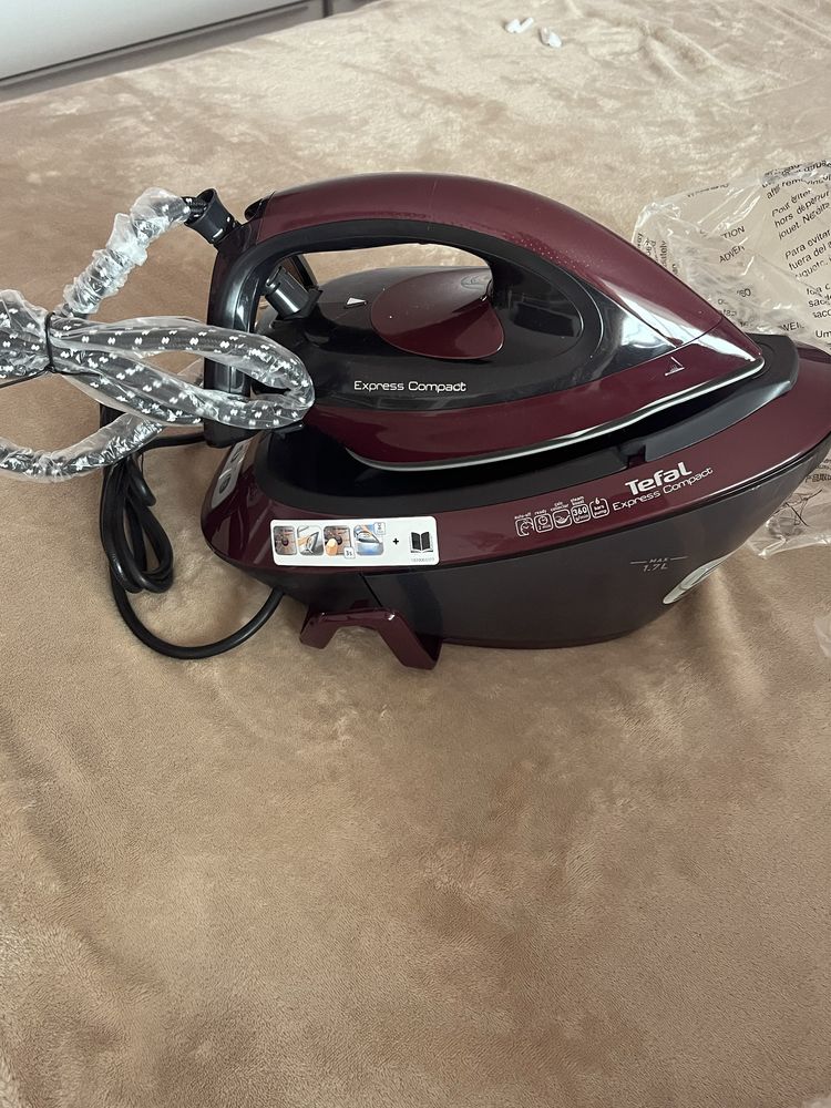 Праска з парогенератором TEFAL Express