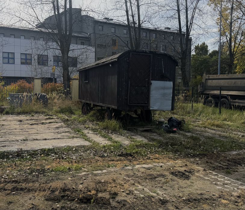 Wóz drzymaly, Barak na kółkach, barakowóz na budowę