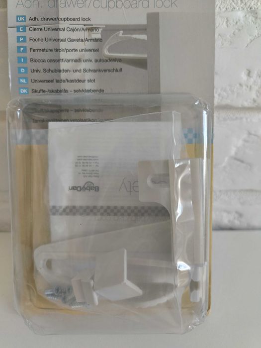 Baby Dan Przyklejana Blokada Szuflad I Szafek